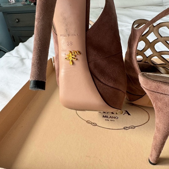 Prada Suede stiletto heels - cage dusty suede, size 9 - Picture 6 of 10